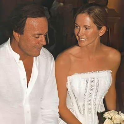 Miranda Rijnsburger with her husband, Julio Iglesias at their wedding in 2010.